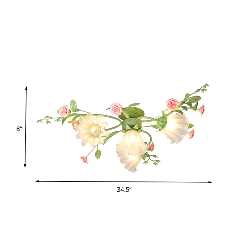 Plafonnage à fleurs traditionnelles Aménagement de luminaire 4 ampoules en verre opal semi-lustre en vert en verre opale en vert