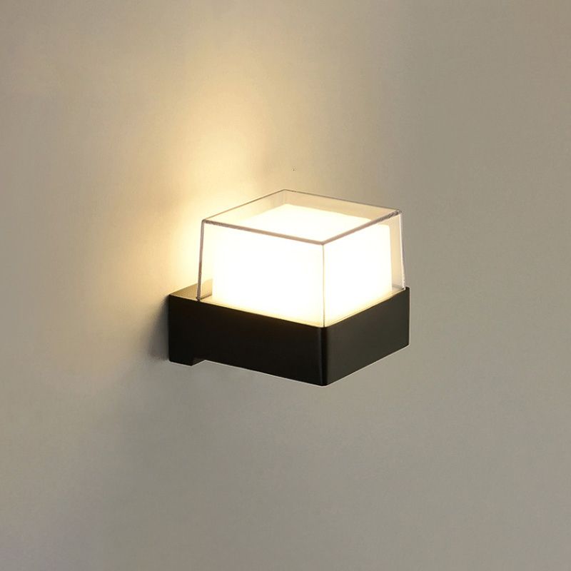 Minimalist Waterproof Outdoor Light Fixture Warm Wall Lighting Fixtures in Black