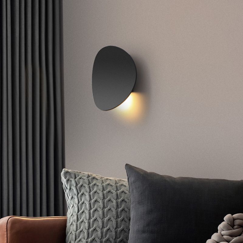 Oval Shade Metal Wall Sconce Modern Style Single Light Wall Mount Lighting