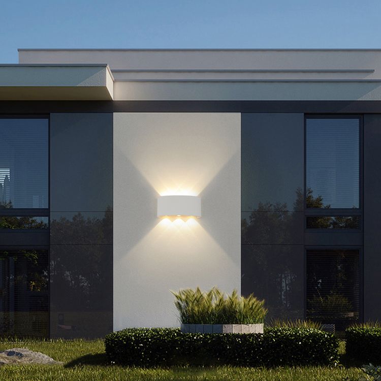 Moderne minimalistische wasserdichte LED -Wandleuchte Aluminium Rechteckige Scheinwerfer mit Glasschatten
