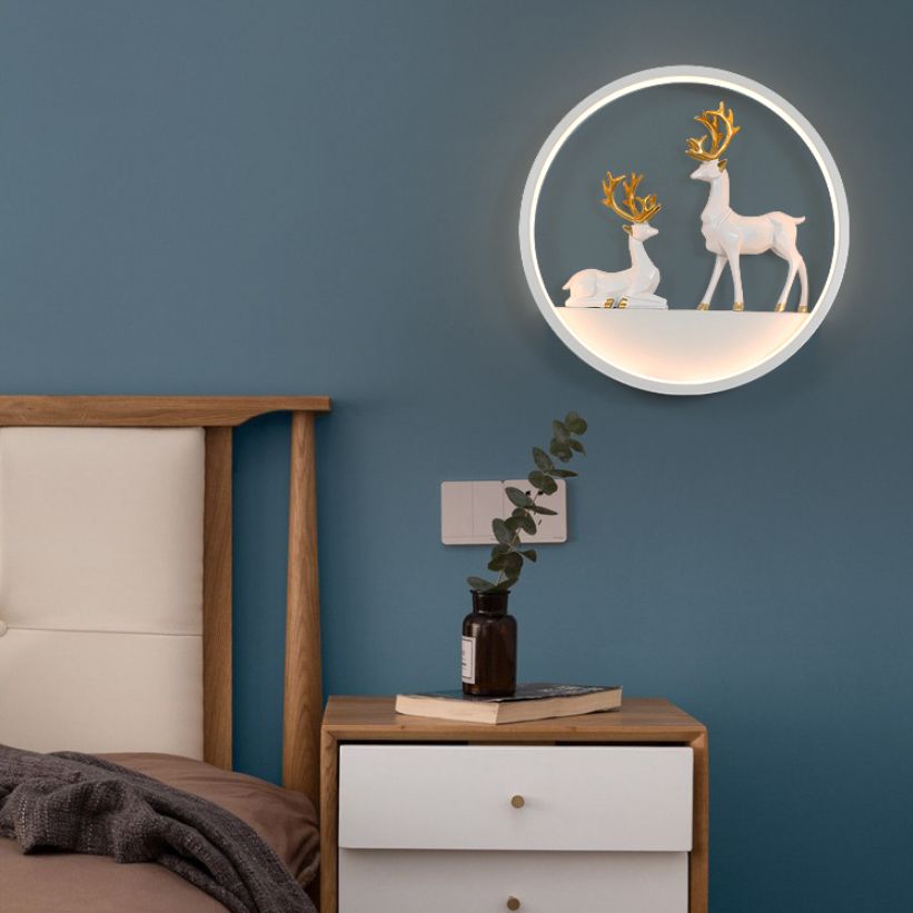 Illuminazione a parete in metallo contemporanea 1 cerchio di luce per la camera da letto