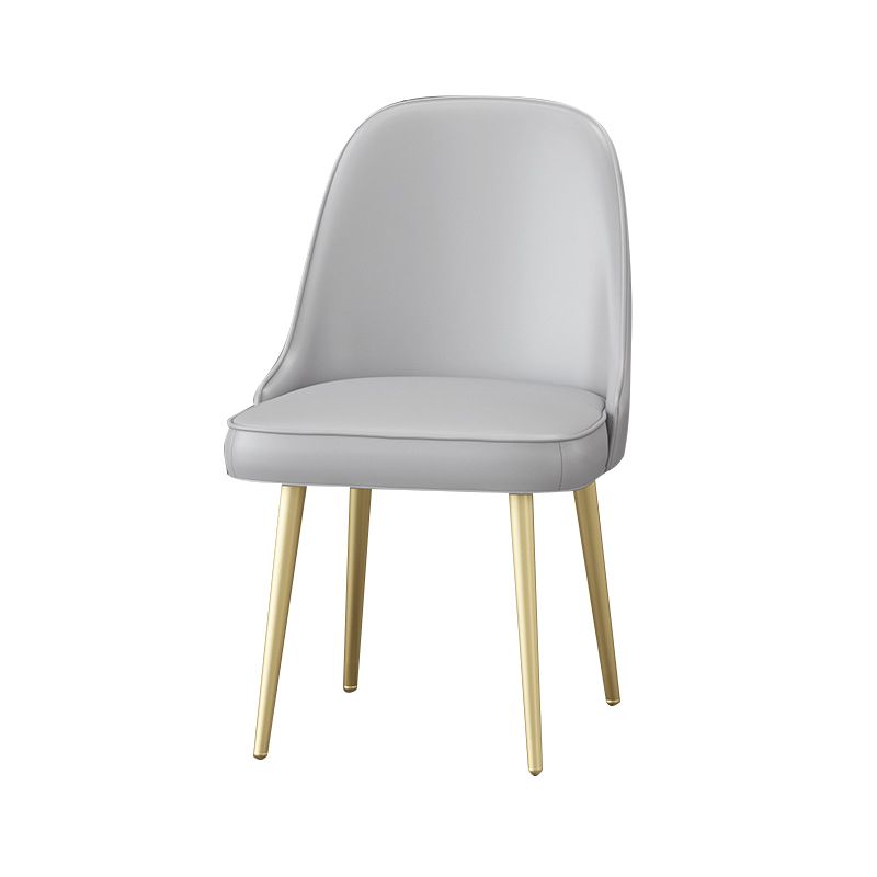 Silla auxiliar de comedor con respaldo sólido y brazo escandinavo Silla auxiliar de comedor de cuero