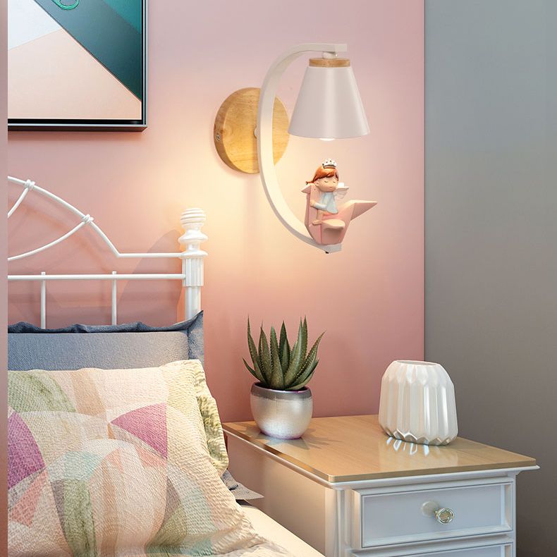 Carsine de résine Cartoon moderne à 1 lumière LED MUR MUR ARMÉE MUR ARMÉ