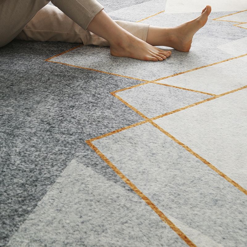 Tapis graphique en polyester moderne gris tapis de support sans glissement pour salon