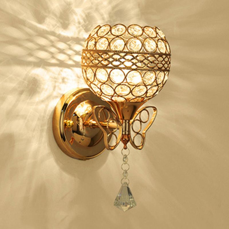 Spherical Dining Room Wall Light Fixture Crystal 1-Light Modern Sconce Light in Gold