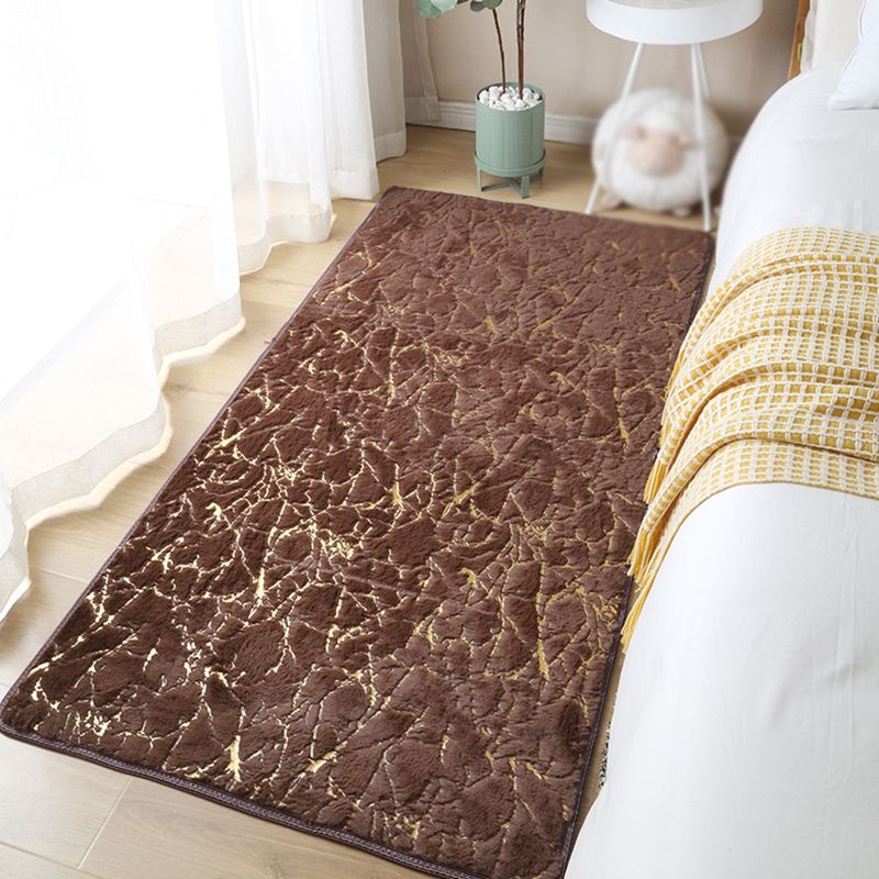 Alfombra gráfica de color púrpura poliéster simple alfombra de respaldo sin deslizamiento para dormitorio