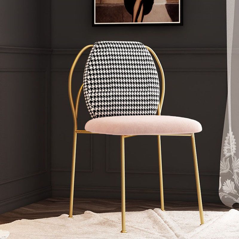 Silla con respaldo sólido sin brazos de estilo escandinavo, sillas laterales de comedor de tela para el hogar