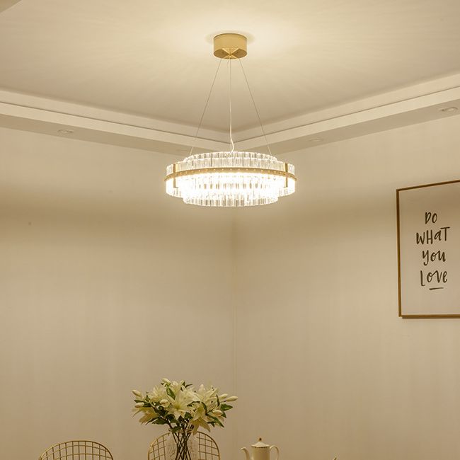 Goud vergulde ronde kroonluchter lamp Minimalistisch kristallen LED Hanglicht met geklonken detail