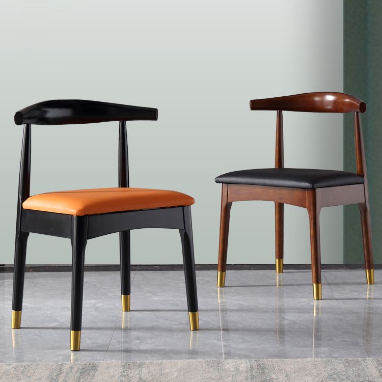 Silla lateral interior escandinava tapizada en madera Silla de comedor con respaldo abierto
