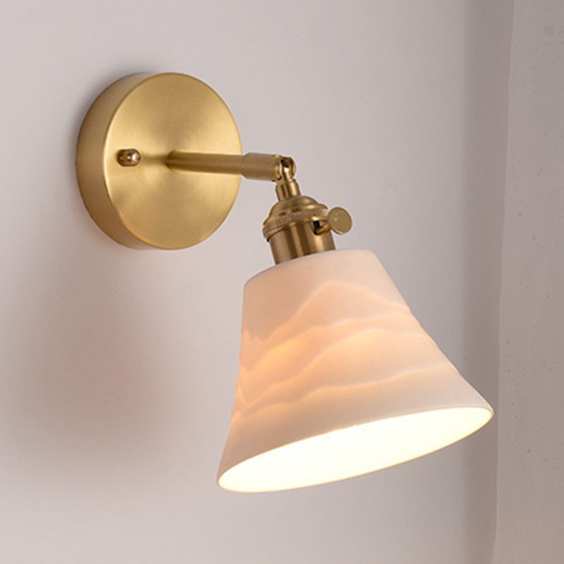 Application murale à tête simple contemporaine blanc cérame en céramique mural luminaire monté