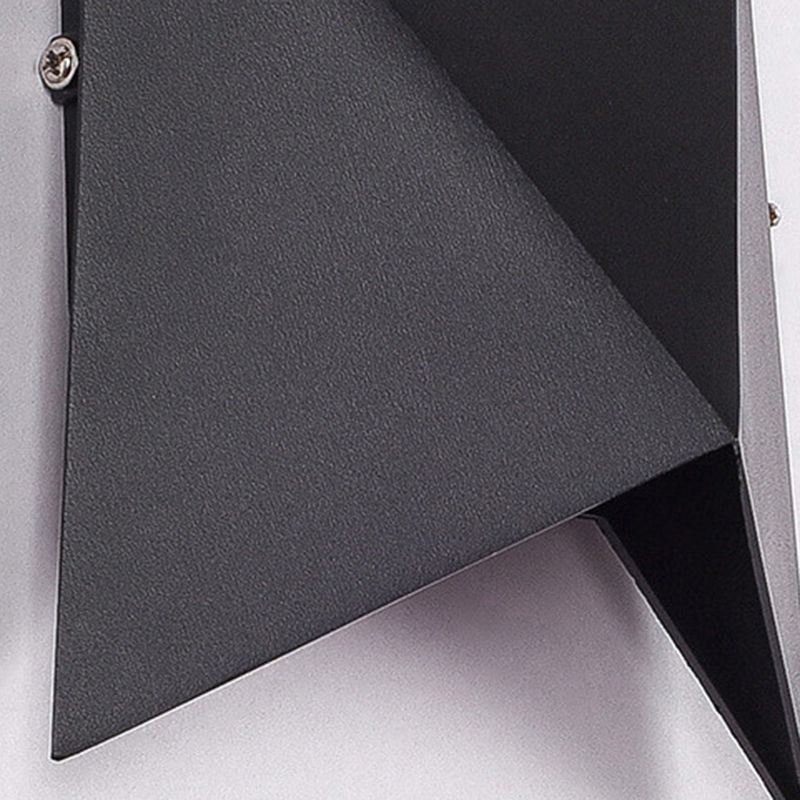 Modern Style Geometry Shade Wall Lamp Metal 1 Light Sconces for Outdoor