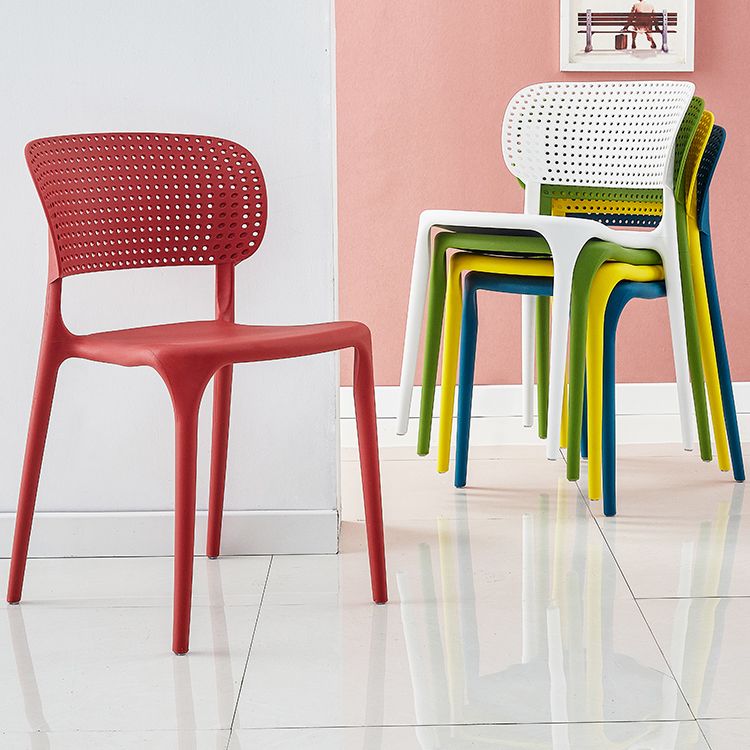 Chaises de salle à manger en plastique de style moderne, chaise de salle à manger empilable à dossier ouvert pour la cuisine
