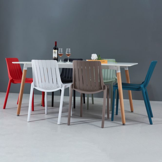 Sillas interiores y exteriores de plástico modernas, sillón con respaldo de listones para restaurante