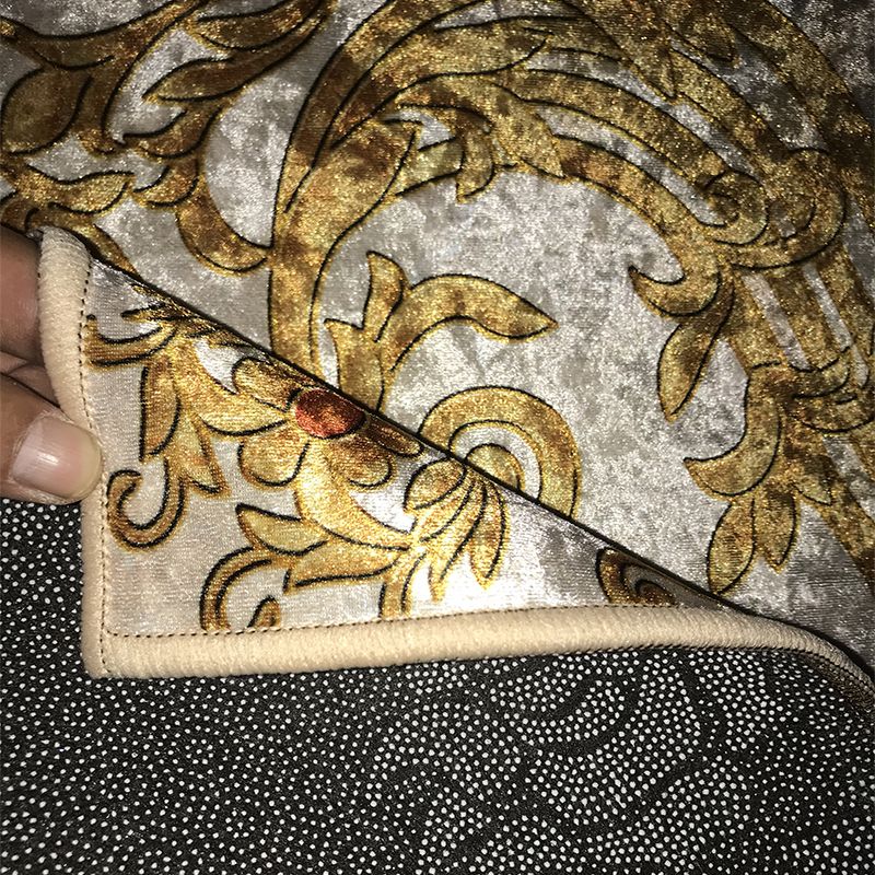 Fancy Red Carpet Medallion Pattern Traditional Area Rug Polyester Non-Slip Backing Rug for Bedroom