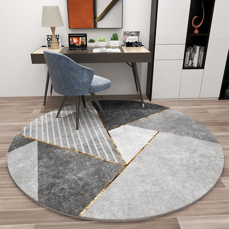 Chic Grey Area Rug Modern Polyester Area Carpet Geometric Pattern Anti-Slip Rug for Living Room