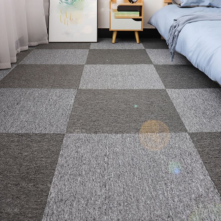 Modern Carpet Tiles Level Loop Self Adhesive Stain Resistant Carpet Tile