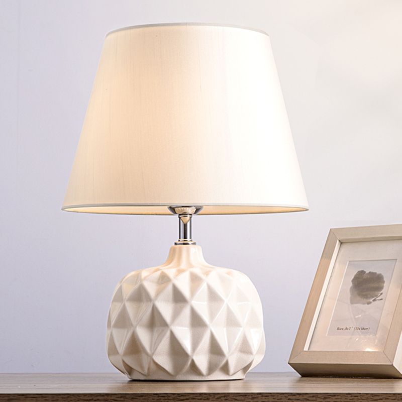 Trellis Keramikglas -Form Night Lamp