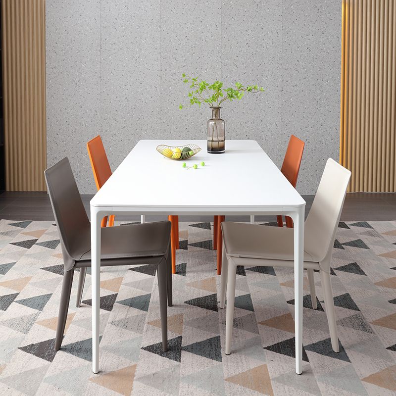 Silla lateral interior contemporánea Silla tapizada de metal con respaldo sólido para comedor
