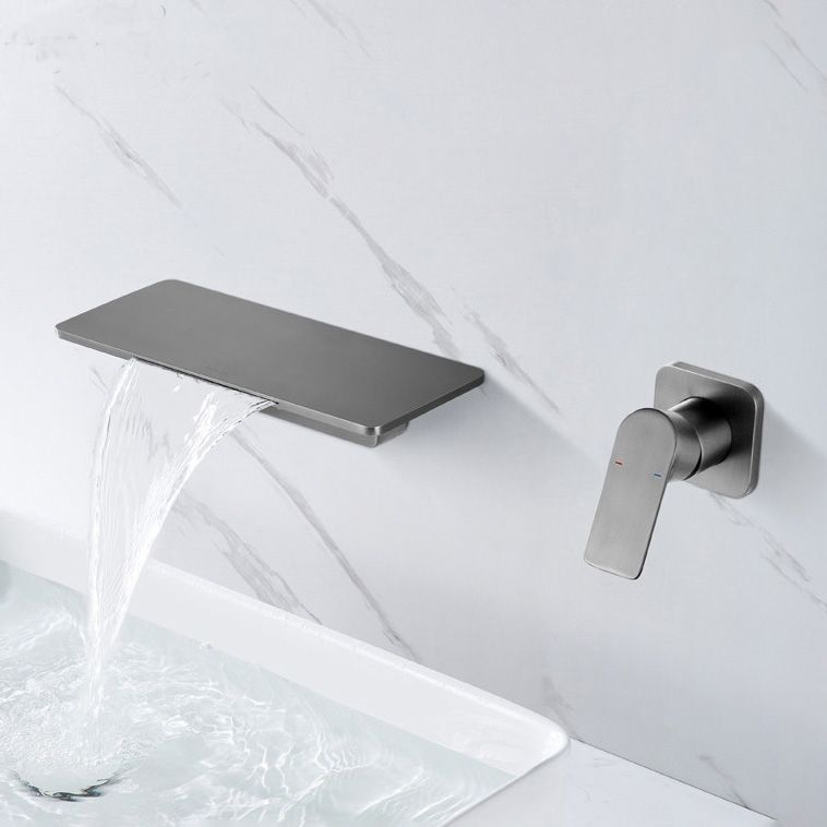 Modern Bathroom Faucet Copper Wall Mounted Fixed Bathroom Faucet