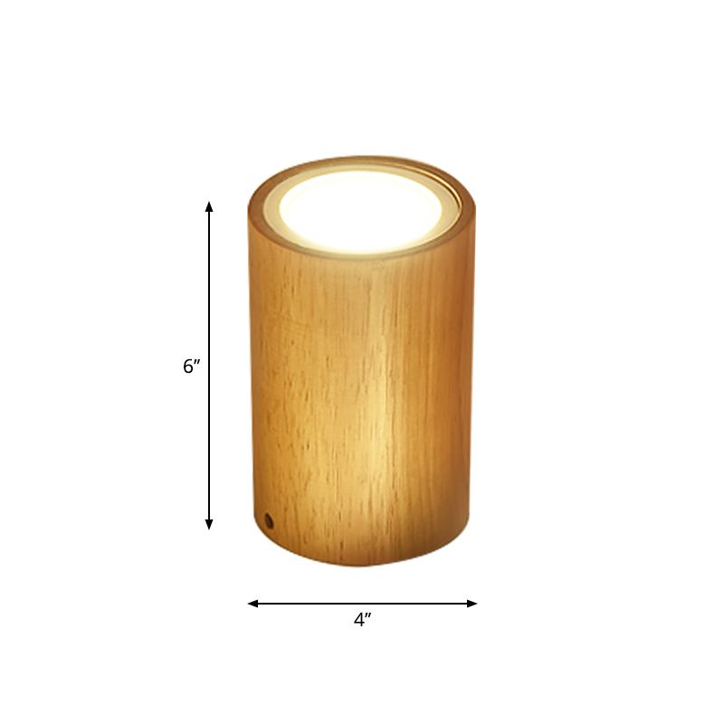 Round/Square Mini Corridor Ceiling Lamp Wooden 4"/6"/8" H LED Nordic Flush Mount Lighting in Beige