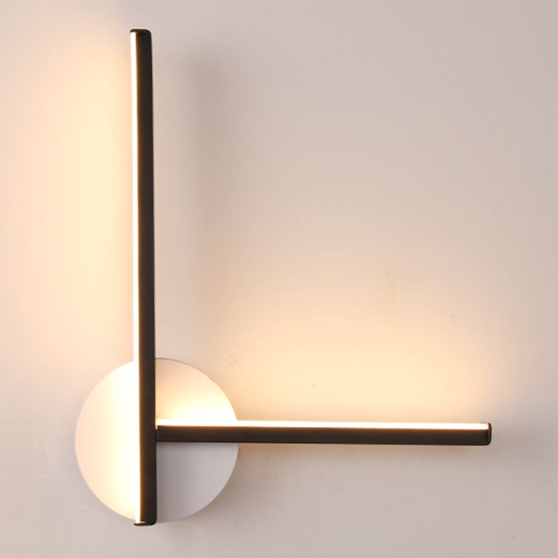 Linear Shape Metal Wall Sconce Modern Style 2-Lights Wall Mounted Light