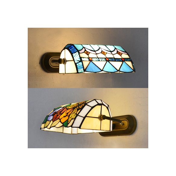 Banker Wall Light Retro Style Stained Glass 1 Light Wall Mount Fixture in Beige/Blue for Bedside