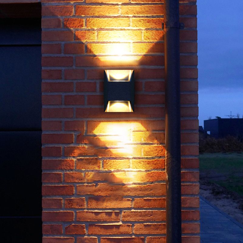 Iluminación de pared de 2 luces de metal de forma geométrica de estilo geométrico montado en negro