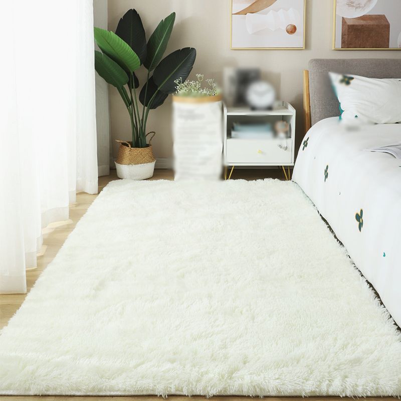 Simple Indoor Room Rug Pink Pure Color Carpet Polyester Non-Split Indoor Carpet