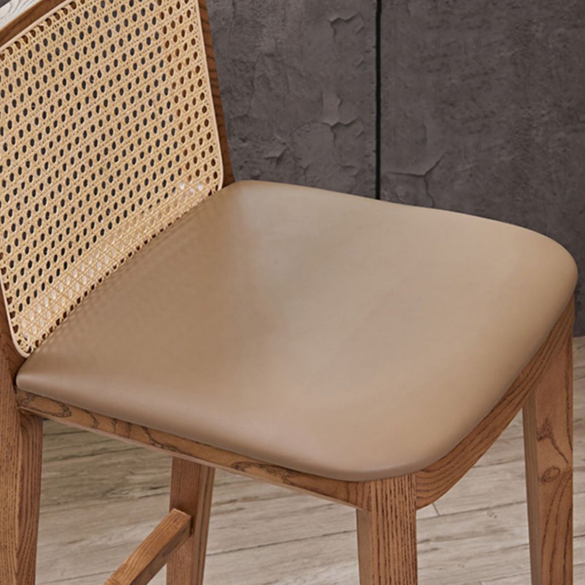 Contemporary Style Low Back Solid Wood Armless Bar Stool for Home