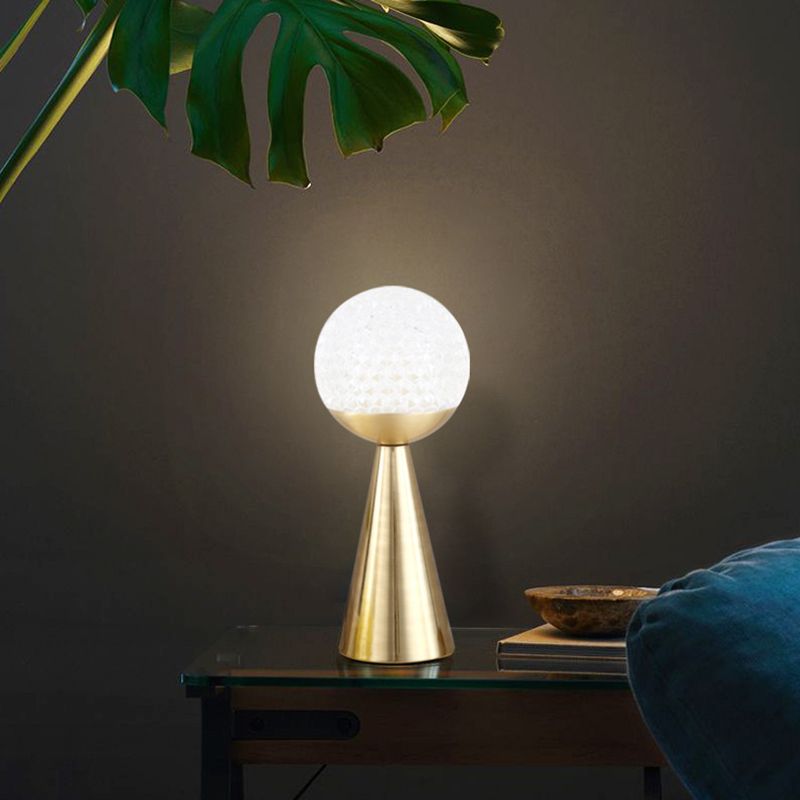 Lampada per palla da letto postmoderna e cono Night Acrilico Acrilico a bulbo singolo Luce
