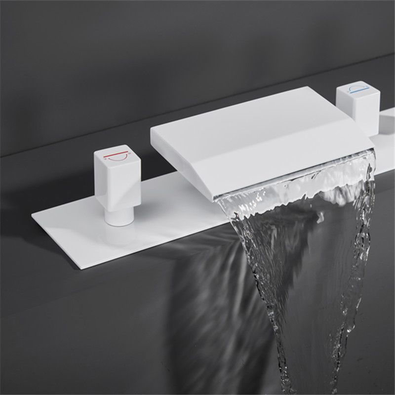 Deck Mounted Copper Roman Tub Faucet Waterfall Low Arc Roman Tub Faucet Set