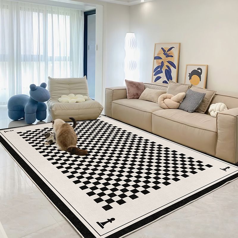 Contemporary Checkered Pattern Carpet Polyester Indoor Rug Pet Friendly Area Rug for Home Decoration