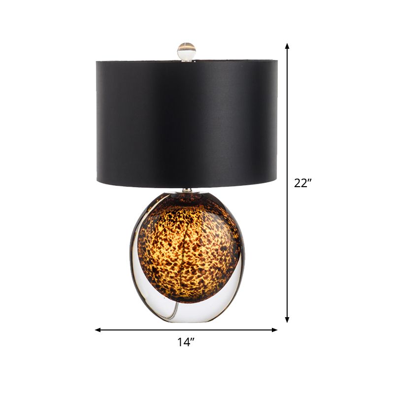 Modernistische Drum Task Lighting Fabric 1-kops kleine bureaulamp in zwart met globe amber geglazuurde kristallen voet