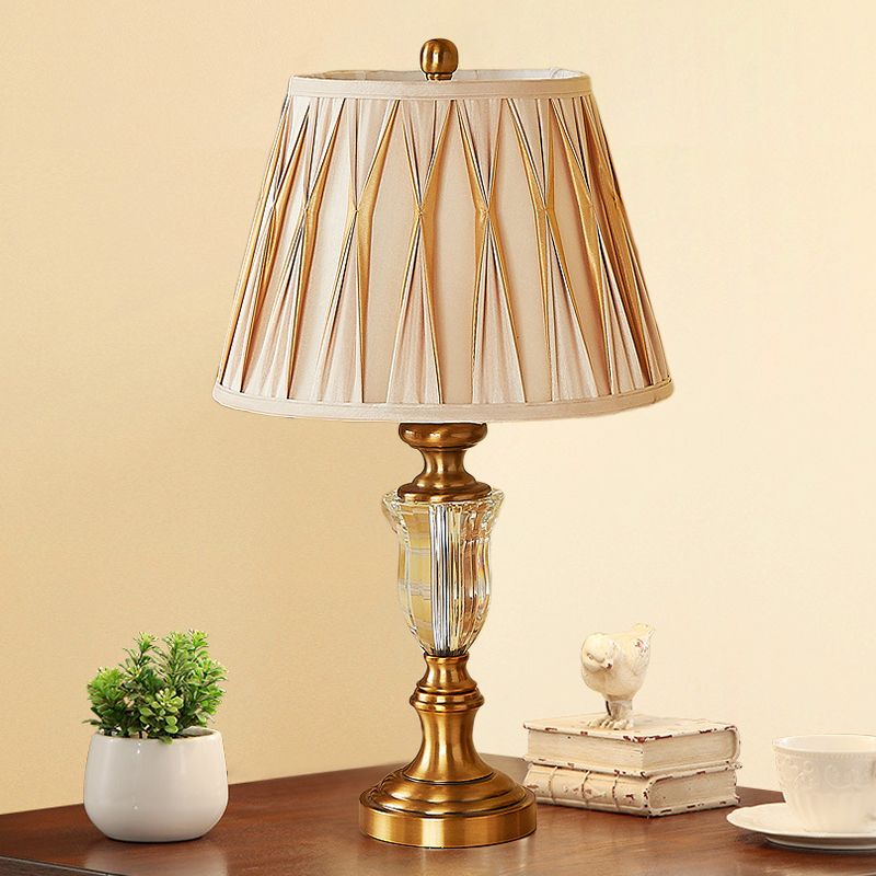 Modernism Tapered/Basket Task Light Hand-Cut Crystal 1 Bulb Nightstand Lamp in Light Brown