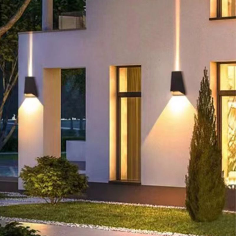 Nordic Style Aluminum Wall Light Trapezoid Shape LED Wall Lamp for Outdoor