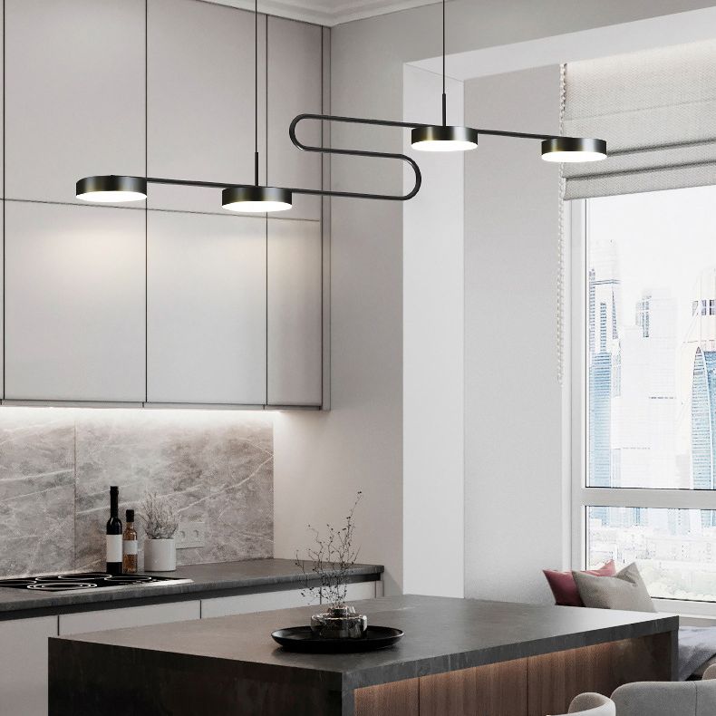 4 lichte lineaire hanglampverlichting Moderne keukeneilandverlichting metalen eiland hanglampen in zwart