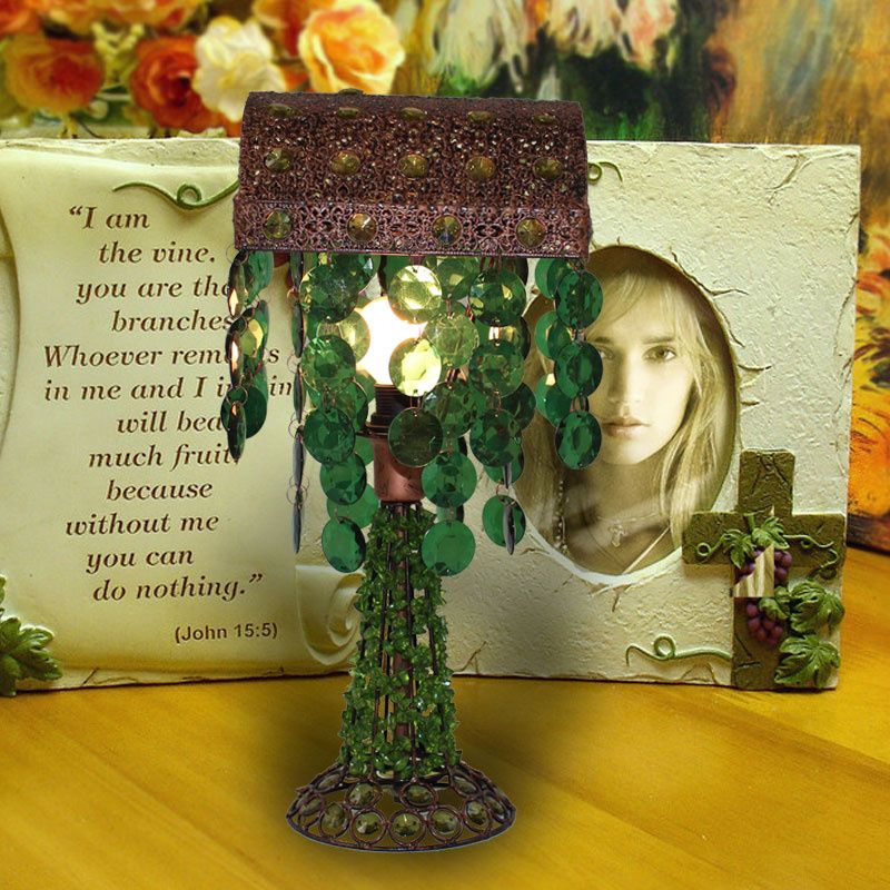 Bohemian Cascade Nachttischlampe 1 Glühmetallnachttischbeleuchtung in Grün für Schlafzimmer