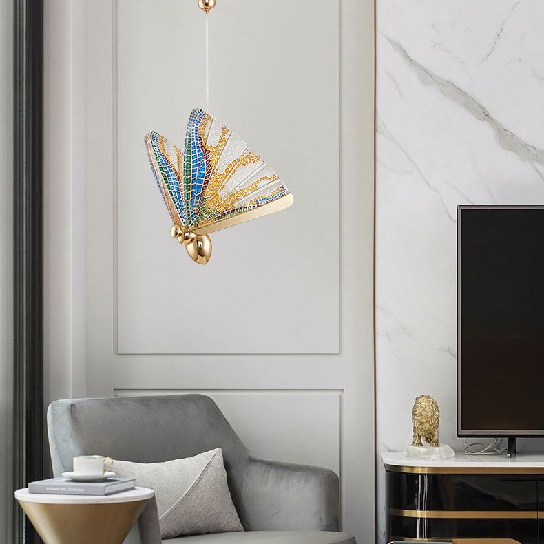 Butterfly Acrylic LED Pendant Lamp Artistic Gold Finish Hanging Lamp for Dining Room