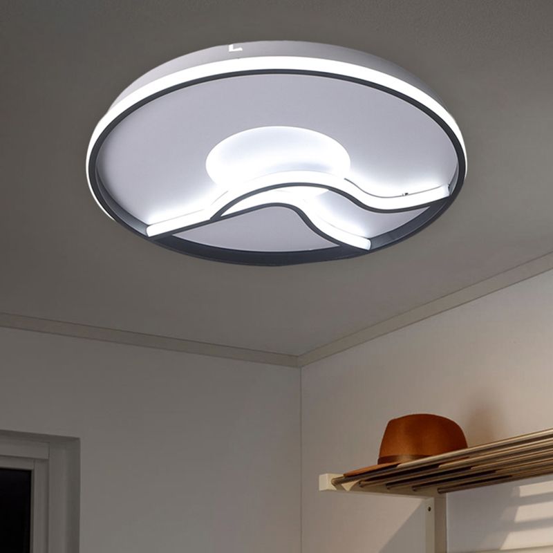 Runde Schlafzimmer Flush Licht Armatur Metall 16.5 "/20.5" /24.5 " dia LED Minimalismus Flush Mount Lamp in Black, White/Warm Light