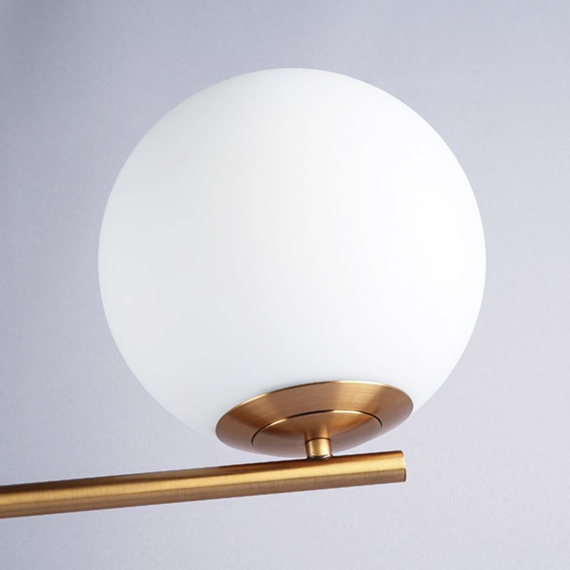 Lampada da comodino postmoderna singola in marmo da tavolo da soggiorno a cilindro con paralume in vetro color crema in nero