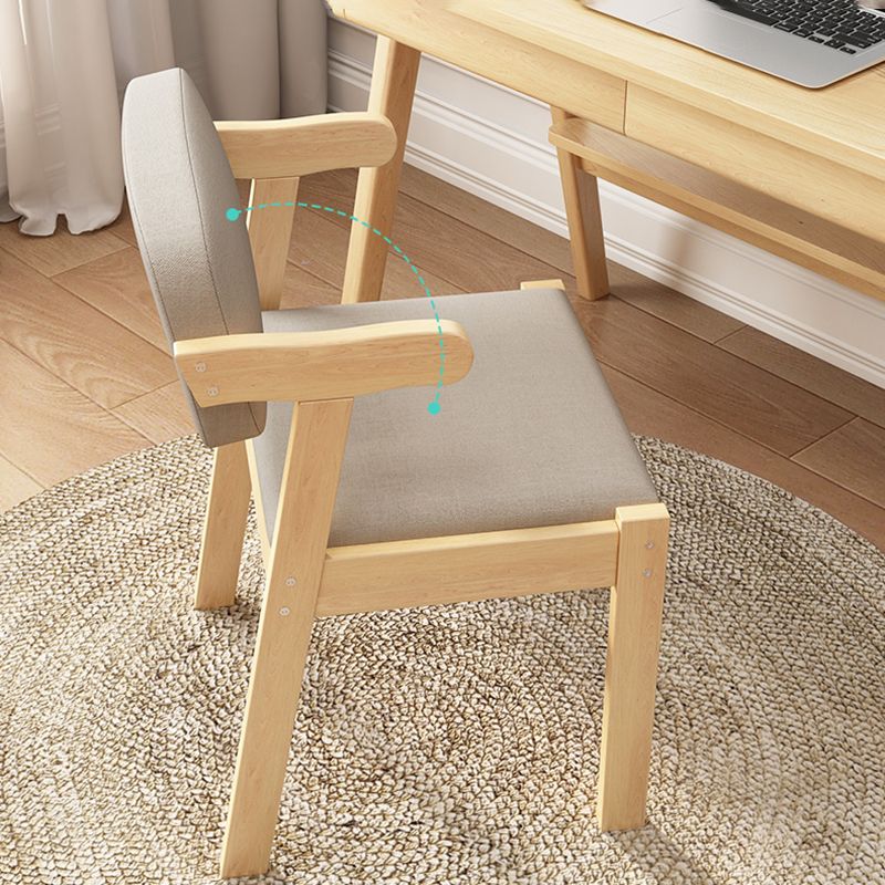 Chaise de salle à manger rembourrée au fini mat, fauteuil à dossier ouvert en hêtre scandinave