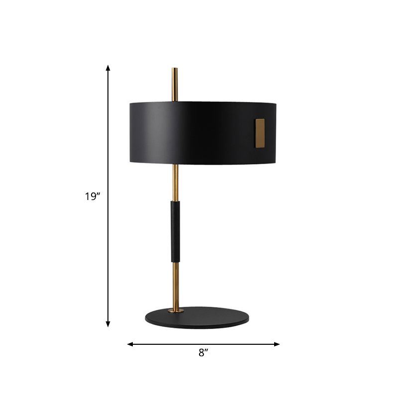 Lampada notturna rotonda nera e in ottone Light da tavolo a singolo metallo minimalista per soggiorno
