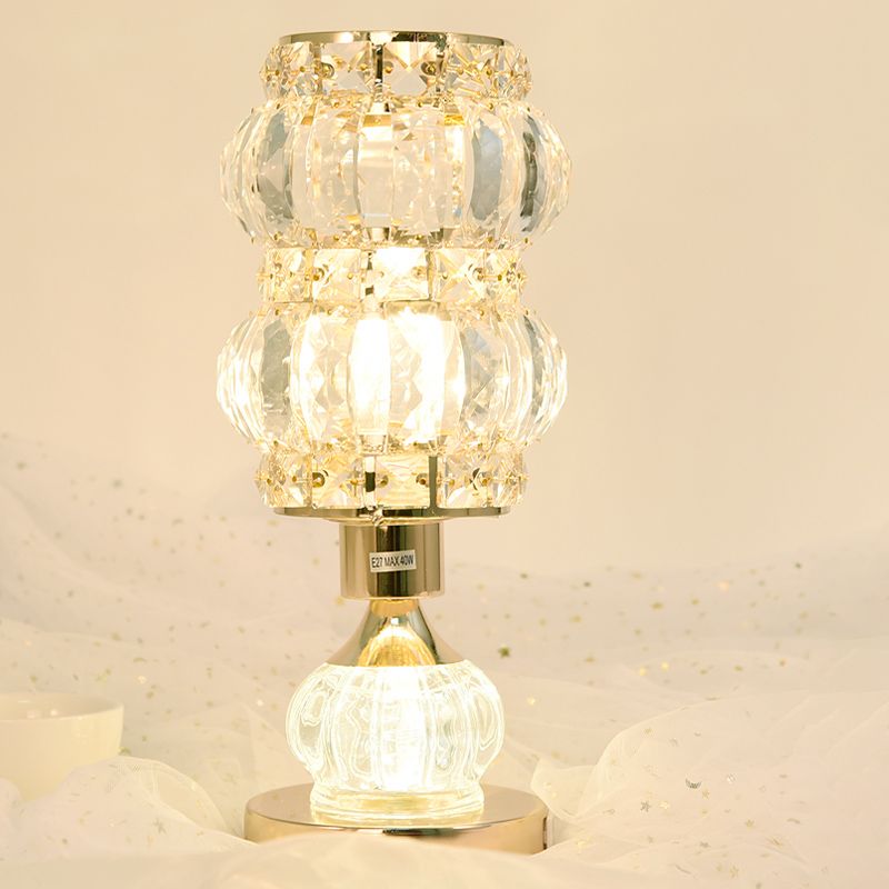 Gourde / cylindre du salon table lampe de table du milieu du siècle en cristal en orbe de nuit en or