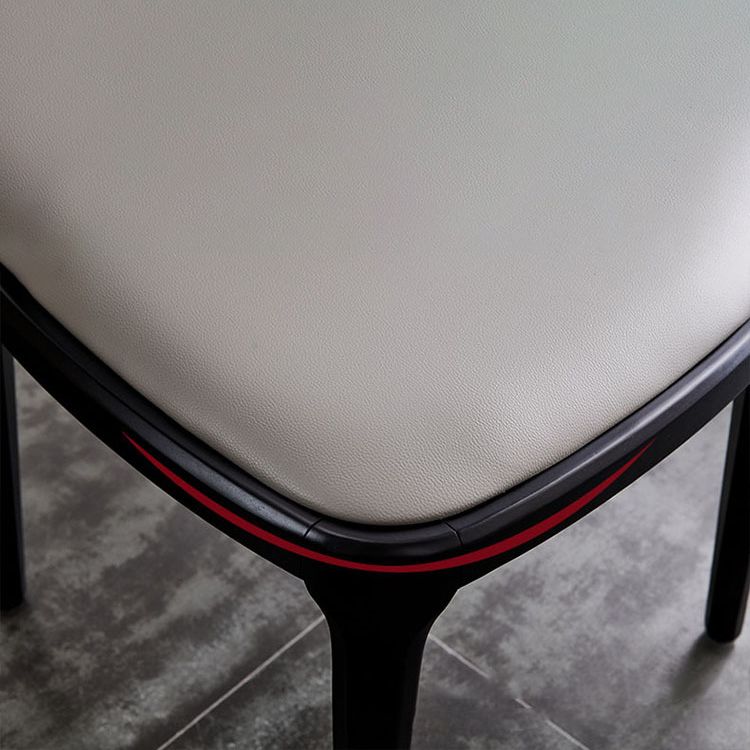 Silla auxiliar escandinava de cuero y madera de caucho Parsons Silla de comedor con acabado mate (juego de 2)