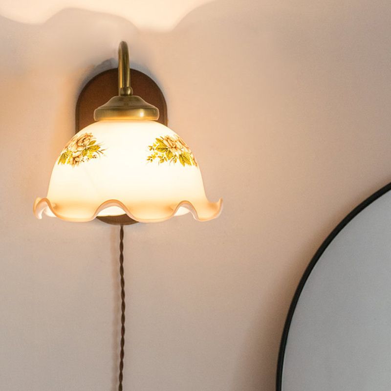 Éclairage mural en verre de forme unique