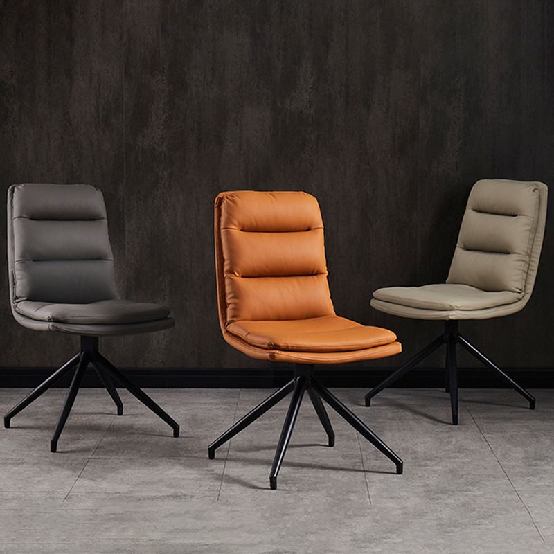 Silla auxiliar moderna de cuero para el hogar, silla de comedor con respaldo sólido y acabado mate (juego de 2)