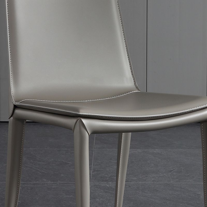 Silla de comedor sin brazos de cuero contemporánea Sillas de comedor de metal