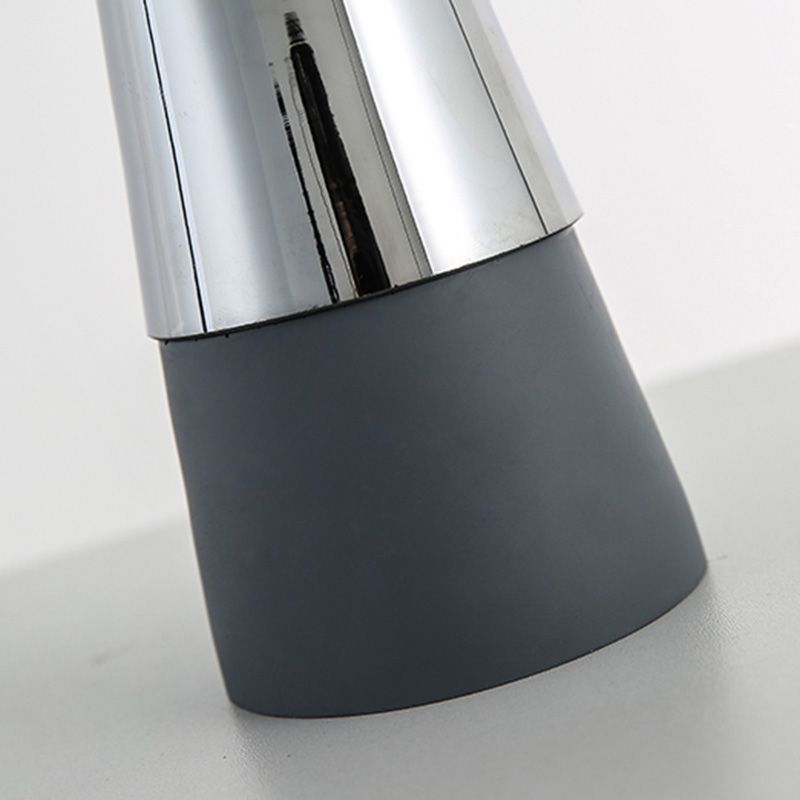 Lampada da comodino in vetro con lampada da tavolo affusolata ultramoderna per camera da letto