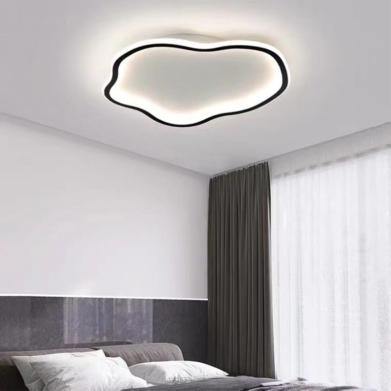 Cloud-Shape Ceiling Light Fixture Nordic Metal LED Flush Mount Ceiling Light for Bedroom