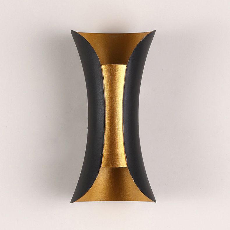 Moderne schwarzgold-wandleuchte LED 2 leichte Wandgewaschenlicht für den Hausgarten